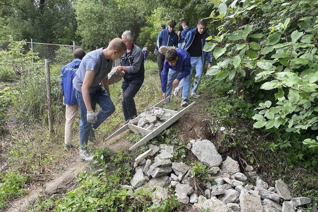 В Пензенской области на реке Труев ведутся работы по восстановлению дамбы