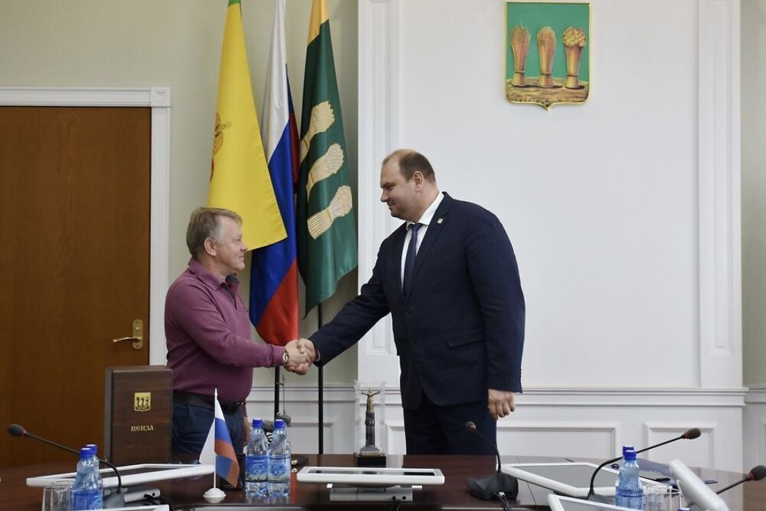 В Пензе Александр Басенко провел встречу с главой администрации города  Чебоксары