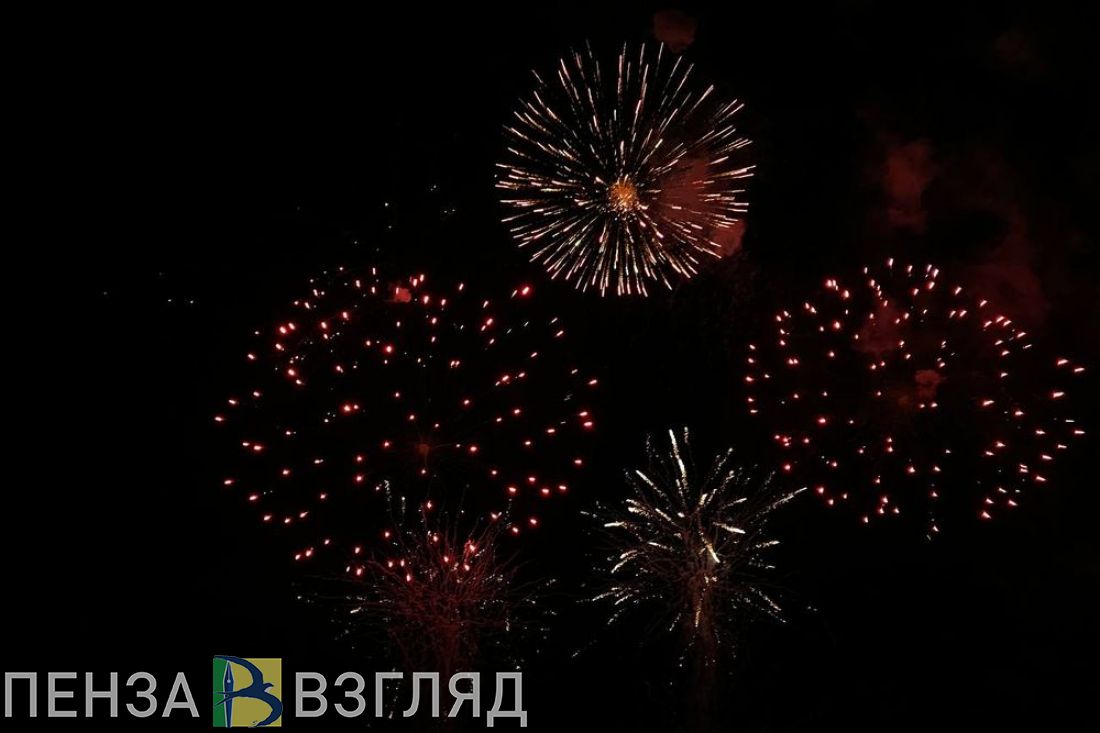 Пензенцы призывают и впредь проводить салюты на набережной Суры