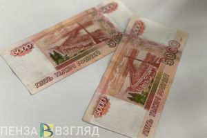 В Кузнецком районе мужчина попытался дать взятку сотруднику полиции