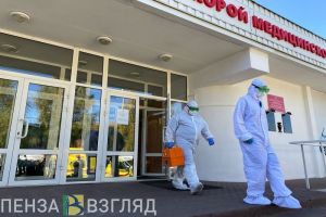 Пензенским врачам сохранят надбавки за работу с больными коронавирусом