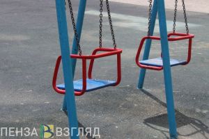 Прокуратура проведет проверку по факту падения деревьев на детскую площадку в Пензе