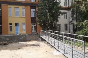 Работы по ремонту главного корпуса сердобской больницы выполнены почти на 90%