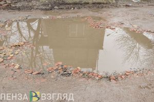 Жители Пачелмы возмущены состоянием дорог и детских площадок
