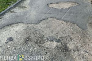 Жители Земетчинского района возмущены тем, что ждут ремонт дороги несколько лет