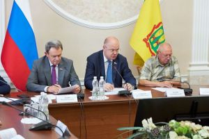В Пензе Вадим Супиков провел заседание президиума Законодательного Собрания