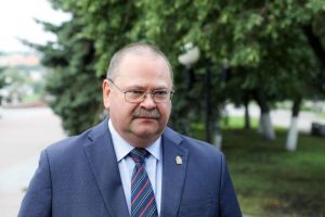 Олег Мельниченко поздравил работников торговли с профессиональным праздником