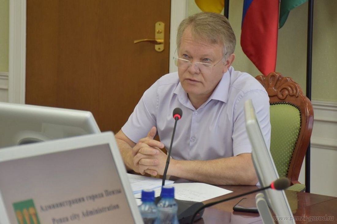 Басенко предложил заняться уборкой пензенских улиц вахтовикам
