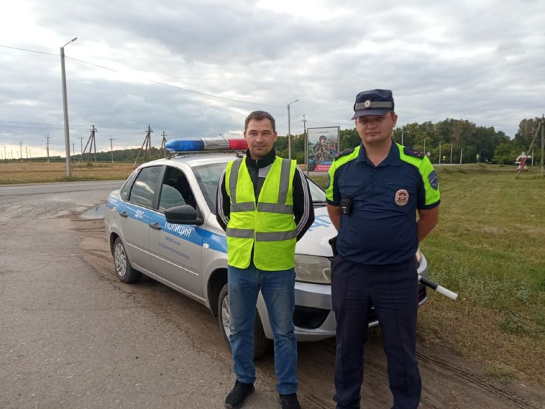 В Пензенской области сотрудники ГИБДД доставили ребенка с травмой в больницу