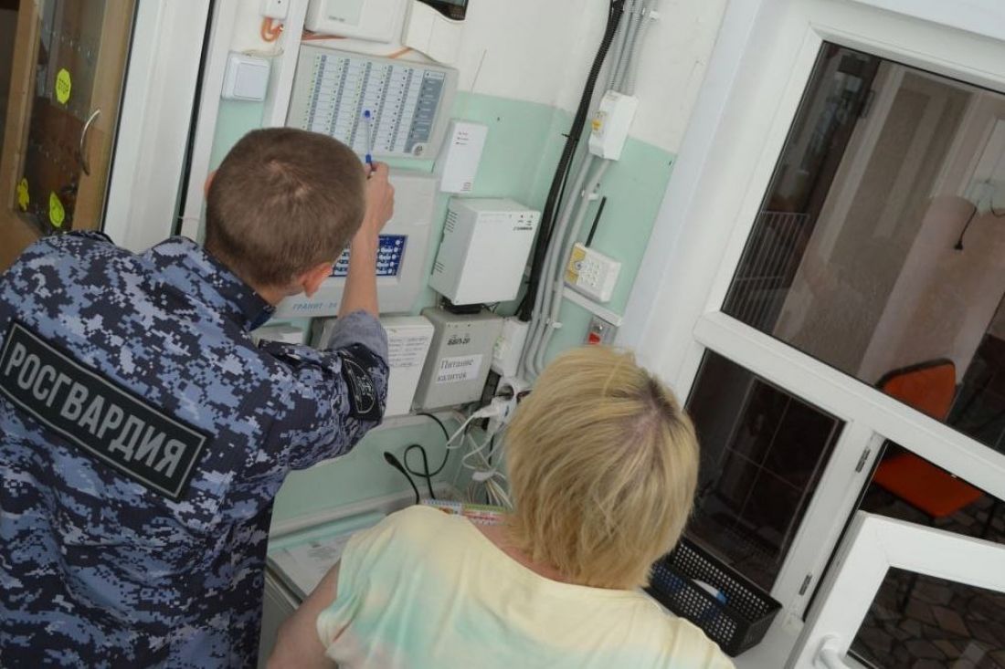 Росгвардейцы проверили, насколько безопасно в пензенских школах