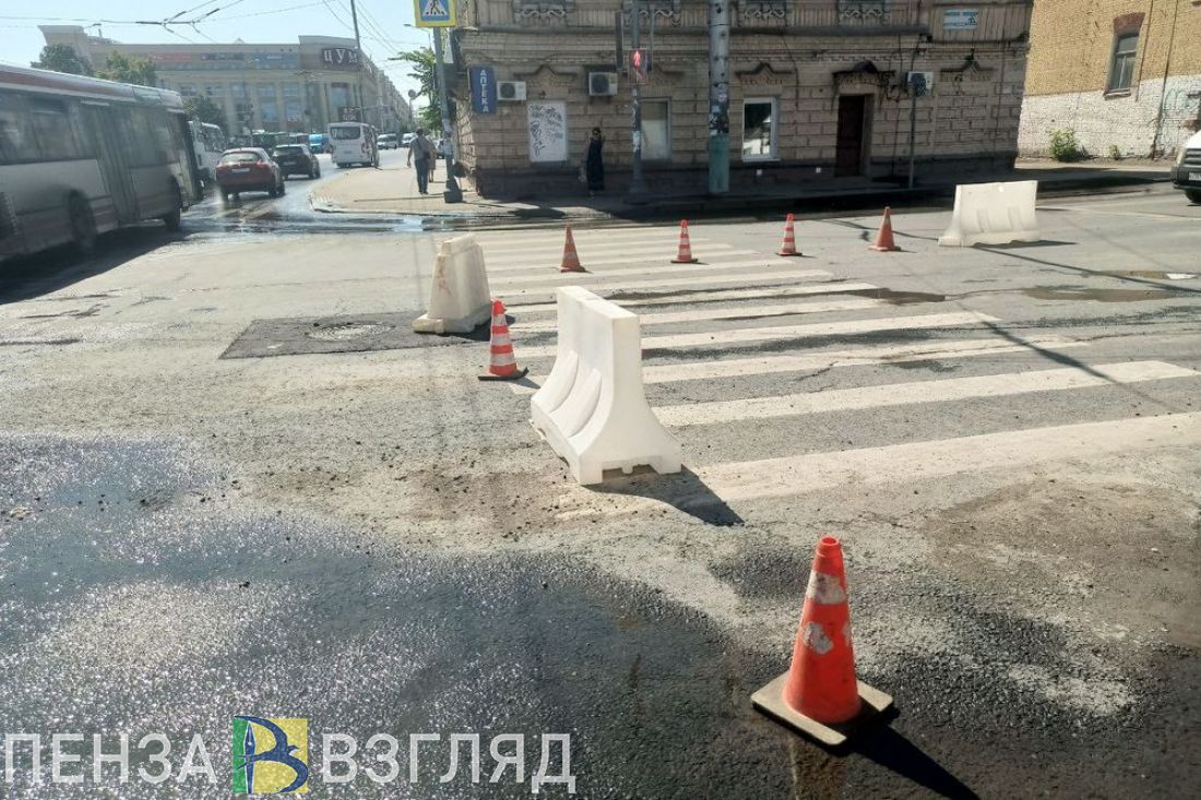 В Пензе из-за порыва труб вновь перекрыто движение по улице Суворова