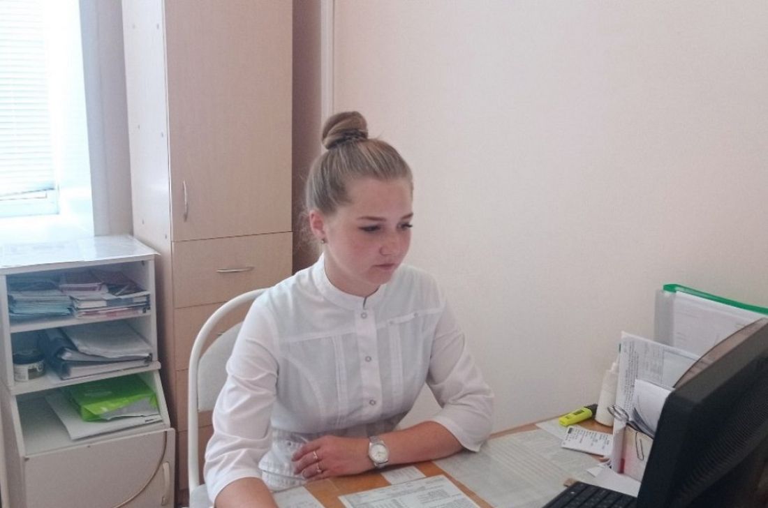 В Иссинскую участковую больницу трудоустроились три молодых специалиста