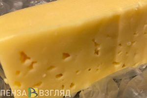 Житель Саратова украл из магазина в Пензе красную рыбу и сыр