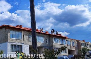 Мельниченко проверил, как продвигается восстановление домов в Никольске после урагана