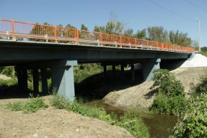В Неверкинском районе отремонтировали автомобильный мост