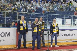 Губернатор Олег Мельниченко принял участие в открытии нового сезона ХК «Дизель»