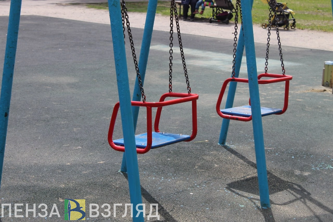 Жители города Каменка в Пензенской области просят установить детскую площадку