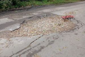 В Пензе разрушенную дорогу на улице Егорова не восстанавливают месяц