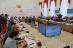 Супиков принял участие в пленарном заседании Ассоциации законодателей ПФО