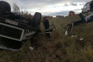 В Пензенском районе погибшего в ДТП из машины извлекли сотрудники скорой помощи