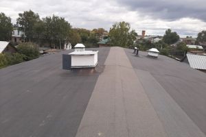 В этом году в Пензенской области отремонтировали 156 крыш по программе капремонта