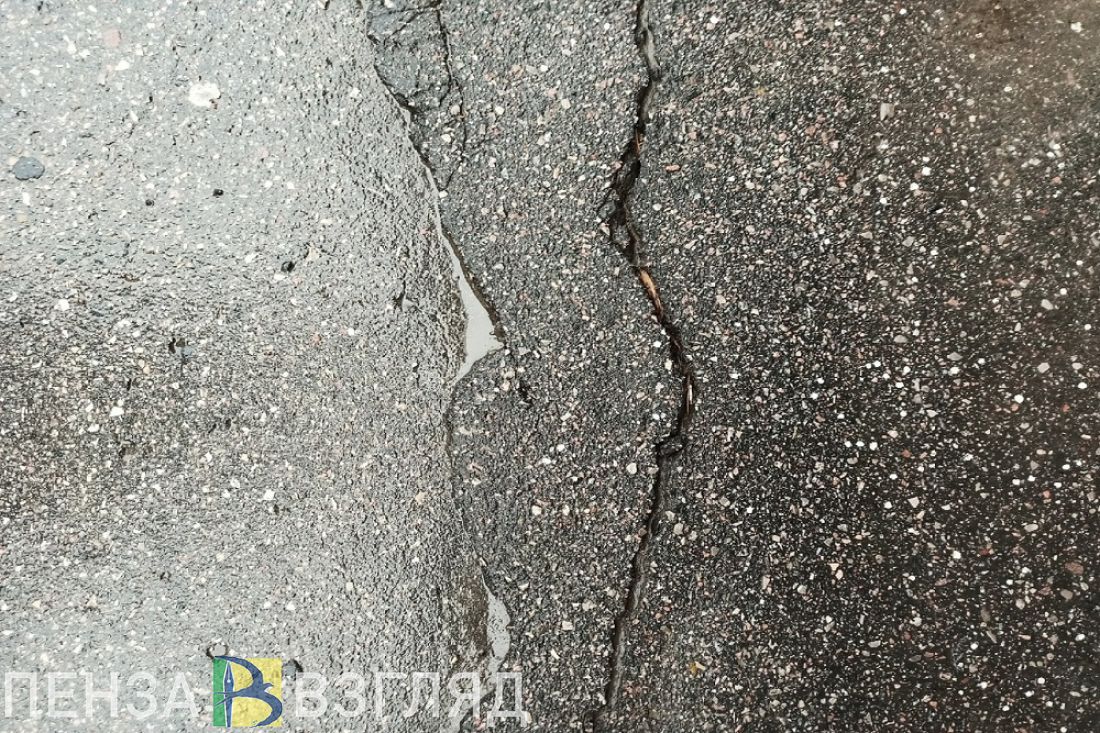 По поручению главы Каменского района был отремонтирован тротуар