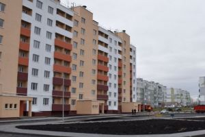 В пензенской Заре достроили третий дом для переселенцев