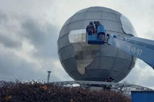 На пензенском монументе «Глобус» сделают подсветку материков