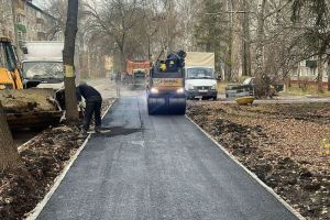 На улице Толстого в Пензе отремонтировали тротуар