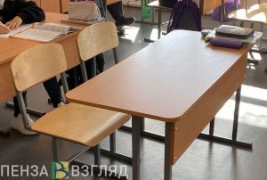 В пензенской школе №66 обрушились потолочные плиты