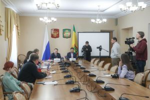 Бычков рассказал о льготах на новогодних мероприятиях для семей бойцов СВО