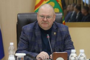 Олега Мельниченко отметили в анализе соцсетей губернаторов