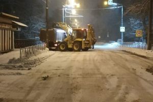 В Пензе 102 единицы спецтехники очищают улицы от выпавшего снега