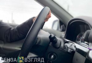 В Земетчинском районе иномарка сбила женщину