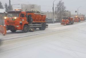 В Пензе работают 53 снегоуборочные машины