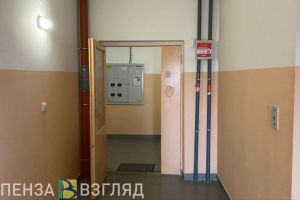В Пензе на улице Карпинского жильцов затапливает нечистотами