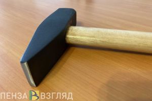 В Пензенской области бывший муж решил спор с сожителем женщины молотком