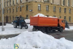 Басенко поручил как можно быстрее избавить Пензу от снежных навалов