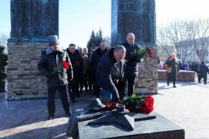 Губернатор Мельниченко почтил память пензенцев, воевавших в Афганистане