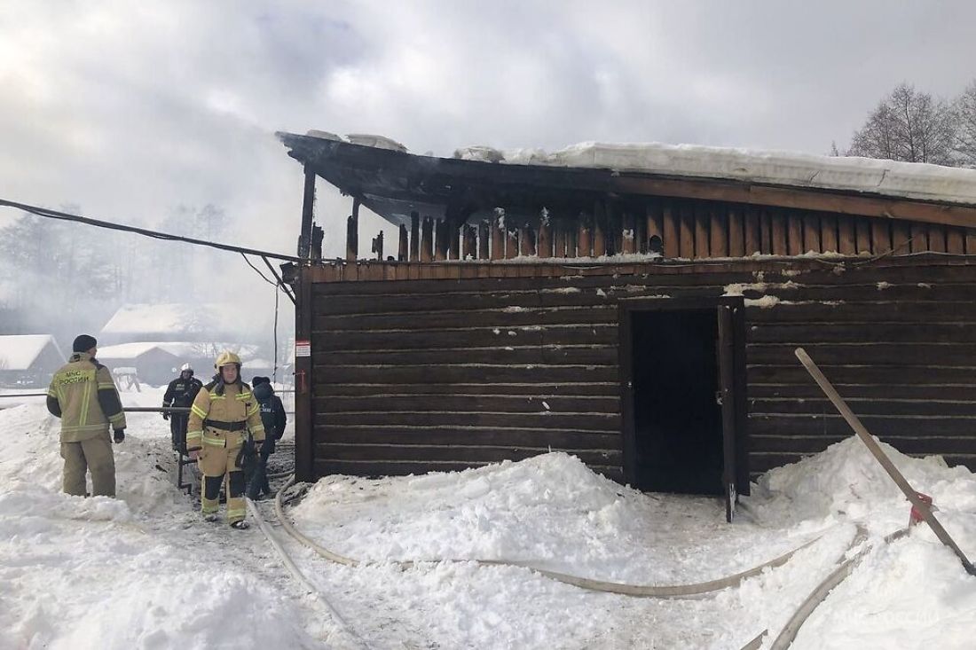 23 пожарных тушили возгорание в поселке Золотаревка