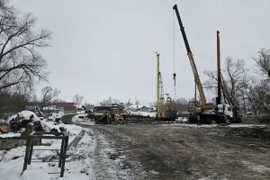 В Лунинском районе продолжается реконструкция моста через реку Шукша