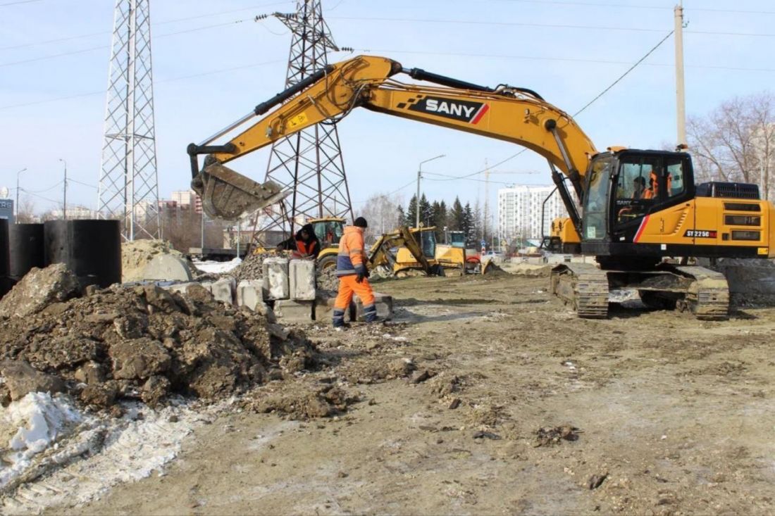 На перекрестке в районе улиц Измайлова-Антонова будет от 4 до 6 полос