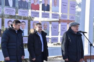 В Пензе открыли обновленную Доску почета работников ЖКХ