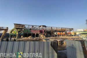 В Пензе продолжают разбор развлекательного центра «Изумрудный город»