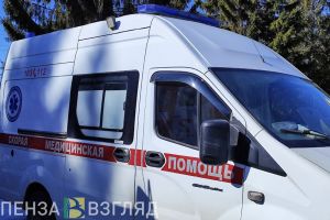 В Кузнецком районе мотоциклист съехал с дороги в кювет и опрокинулся