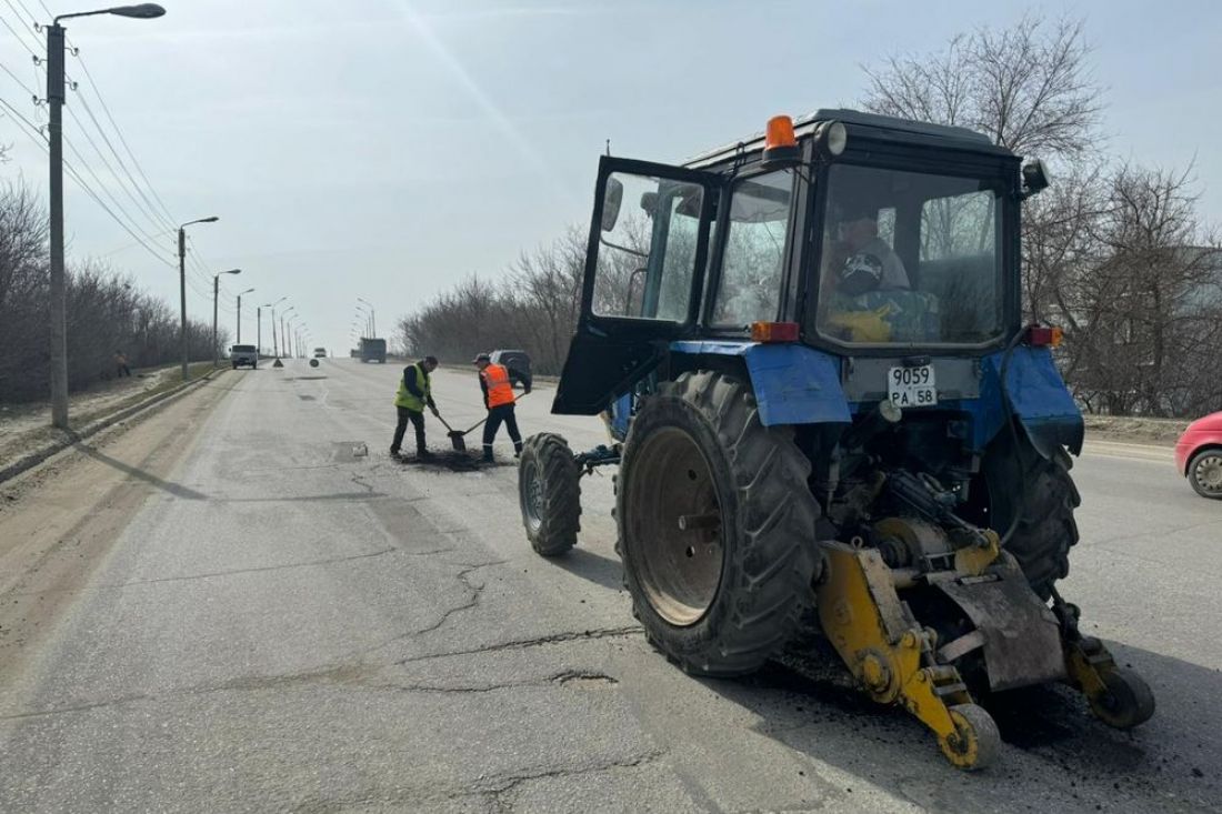 В Кузнецке стартовал период ямочного ремонта дорог