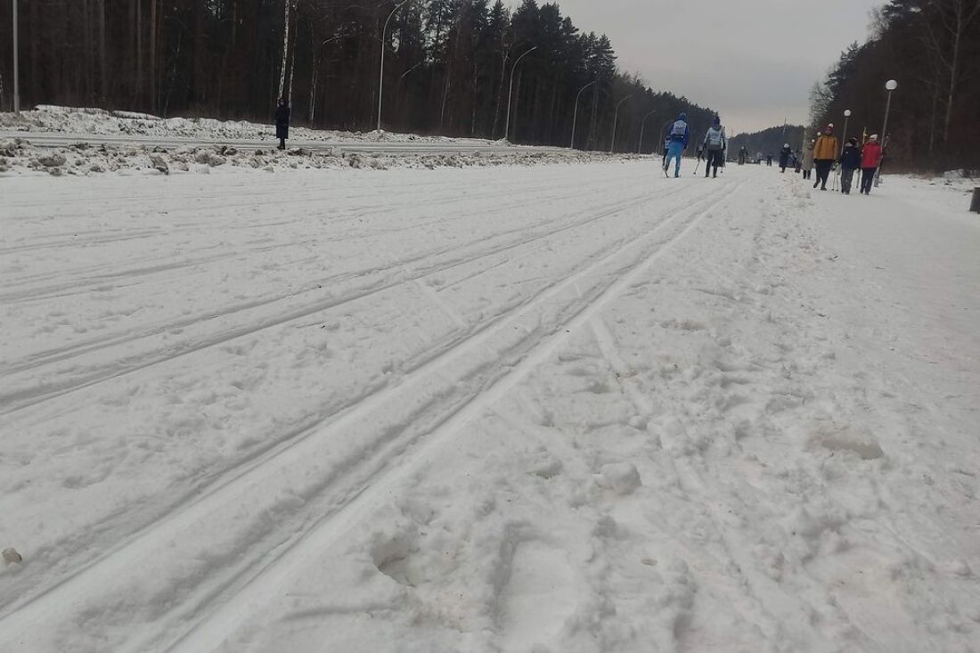 В УЖКХ Пензы рассказали, почему тротуары оказываются завалены снегом