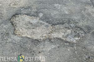 Жители Земетчинского района жалуются на дорогу, которую не ремонтировали «50 лет»