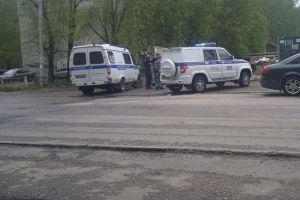 Пензенцы сообщают, что на улице Пушанина полиция оцепила территорию из-за кислоты