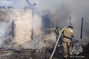 В Кузнецком районе произошло возгорание в 4-квартирном доме